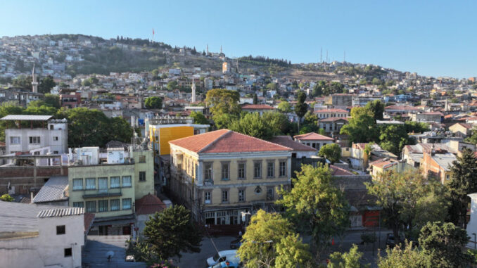İzmir’de Tarihi Konaklar Yeniden Hayat Buluyor - Adana Mersin