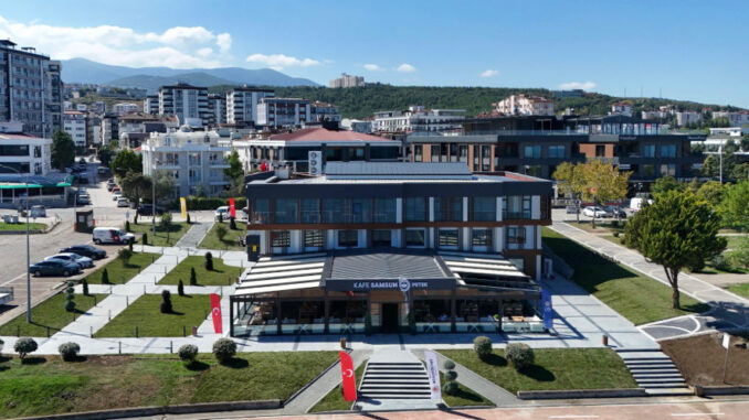 Samsun’da Gençlerin Heyecanla Beklediği ’Petek Genç’ Açıldı - Adana Mersin