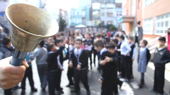Okullara Dönüş Heyecanı: 18 Milyon Öğrenci Yarın Ders Başında - Adana Mersin